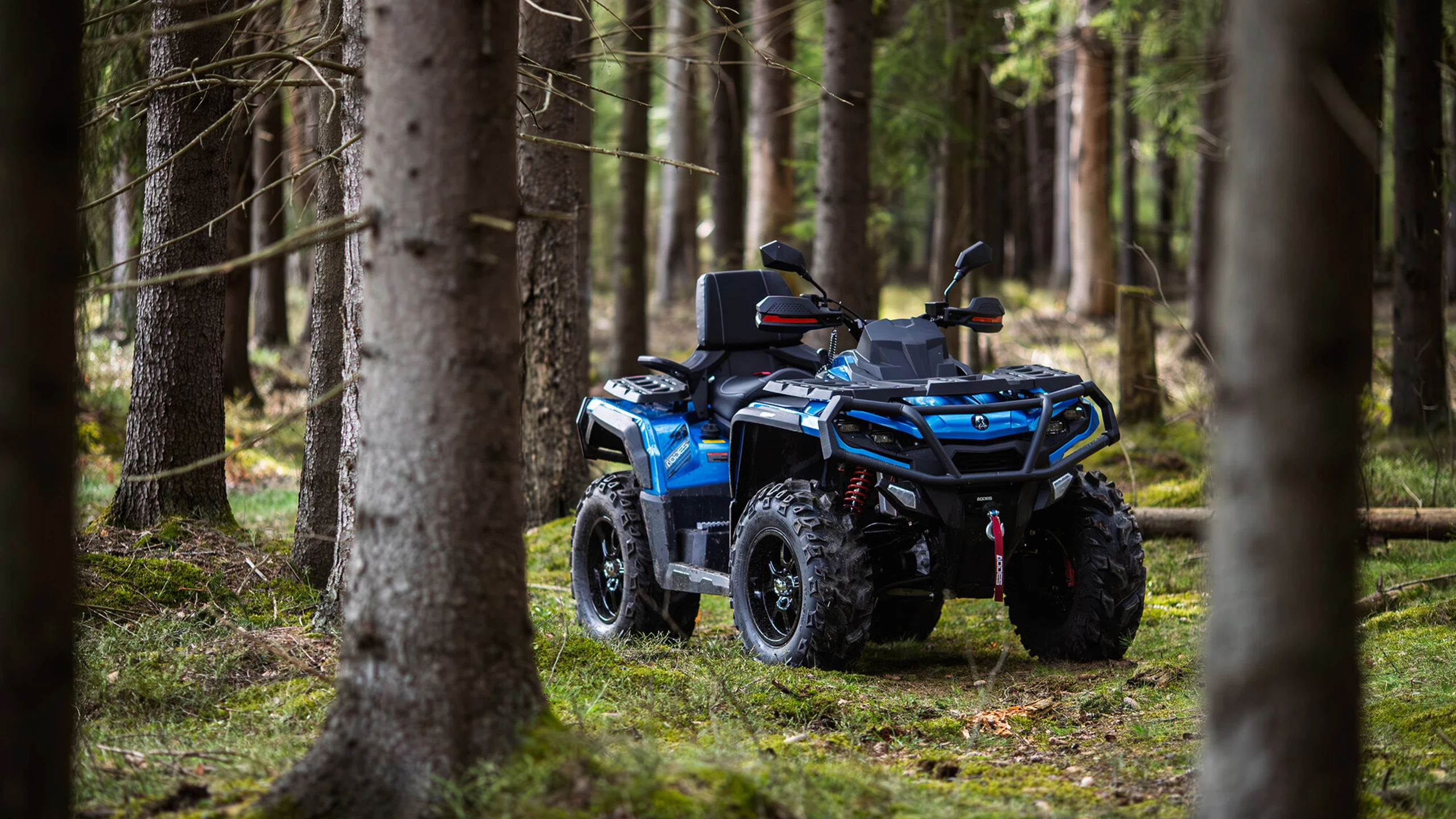 Dokonale připravený stroj pro komfortní cestování v terénu i náročné pracovní úkoly!